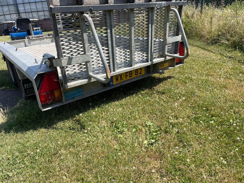 Hapert HV2700 machinetransporter met oprijklep