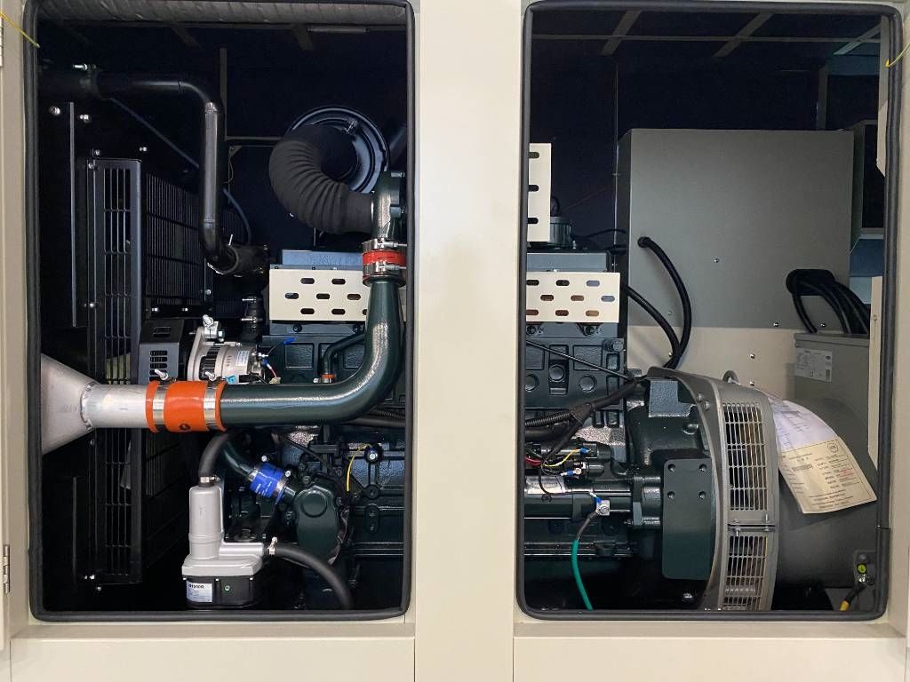 Hyundai P086TI - 220 kVA Generator - DPX-19852
