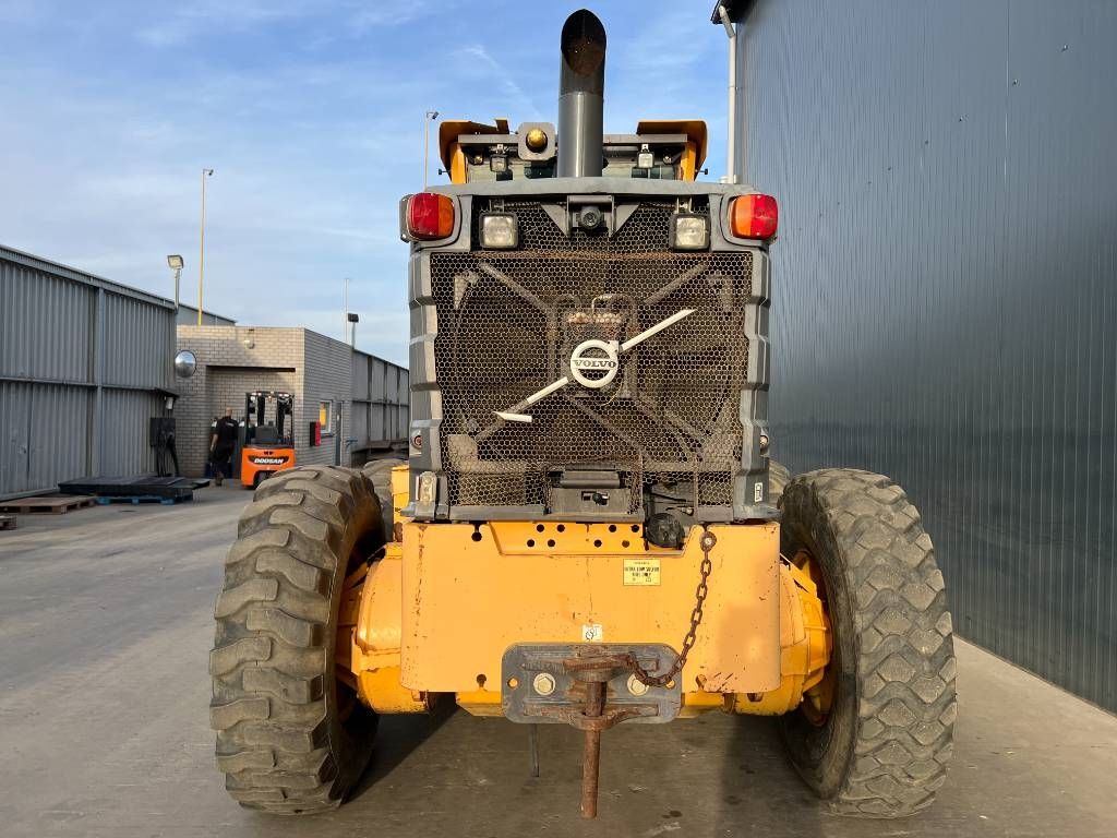 Volvo G930B
