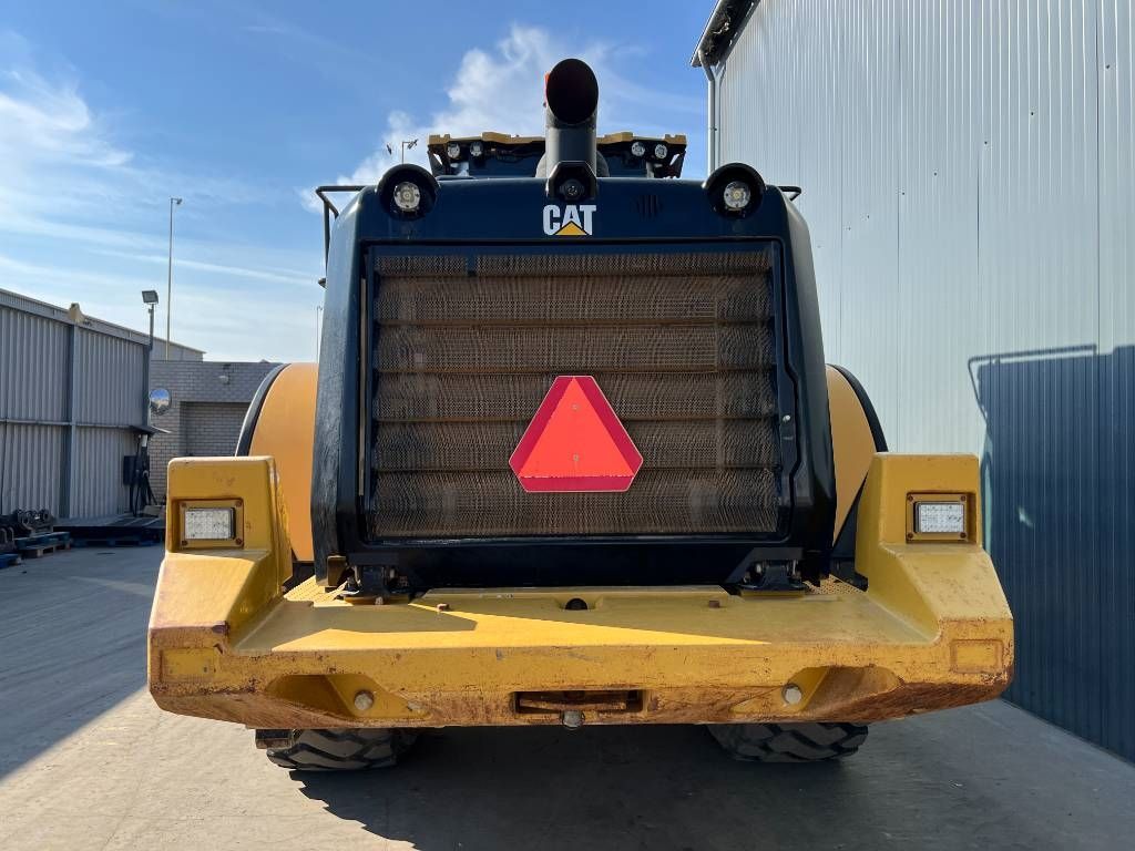 CAT 972M