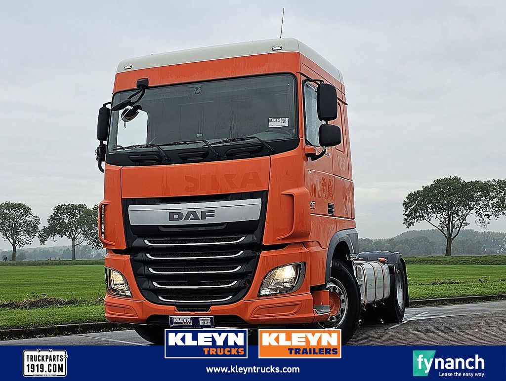 DAF XF 440 spacecab manual