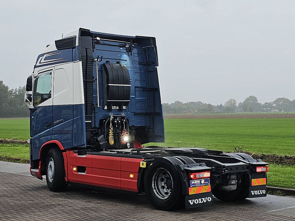 VOLVO FH 500 skirts 2x tank veb+