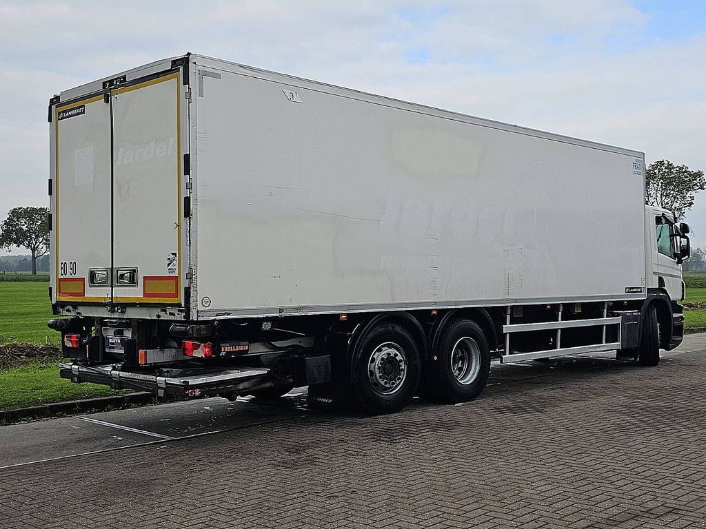 SCANIA P320 6x2*4 lamberet lift