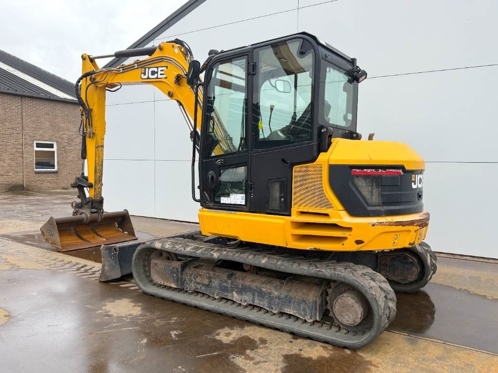 JCB 86C-1 - Hammer Lines / Quick Coupler