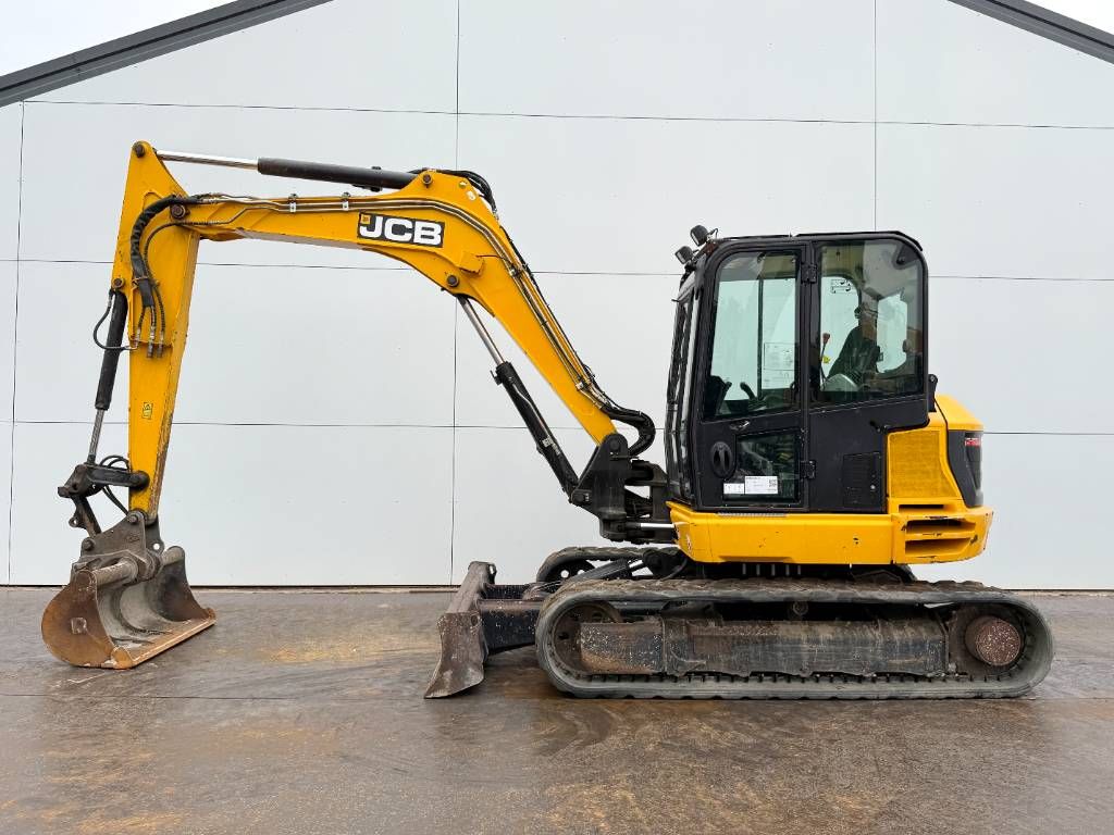 JCB 86C-1 - Hammer Lines / Quick Coupler