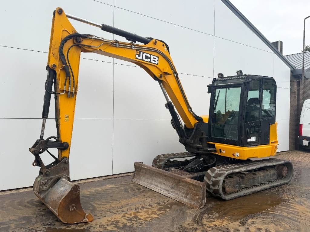 JCB 86C-1 - Hammer Lines / Quick Coupler