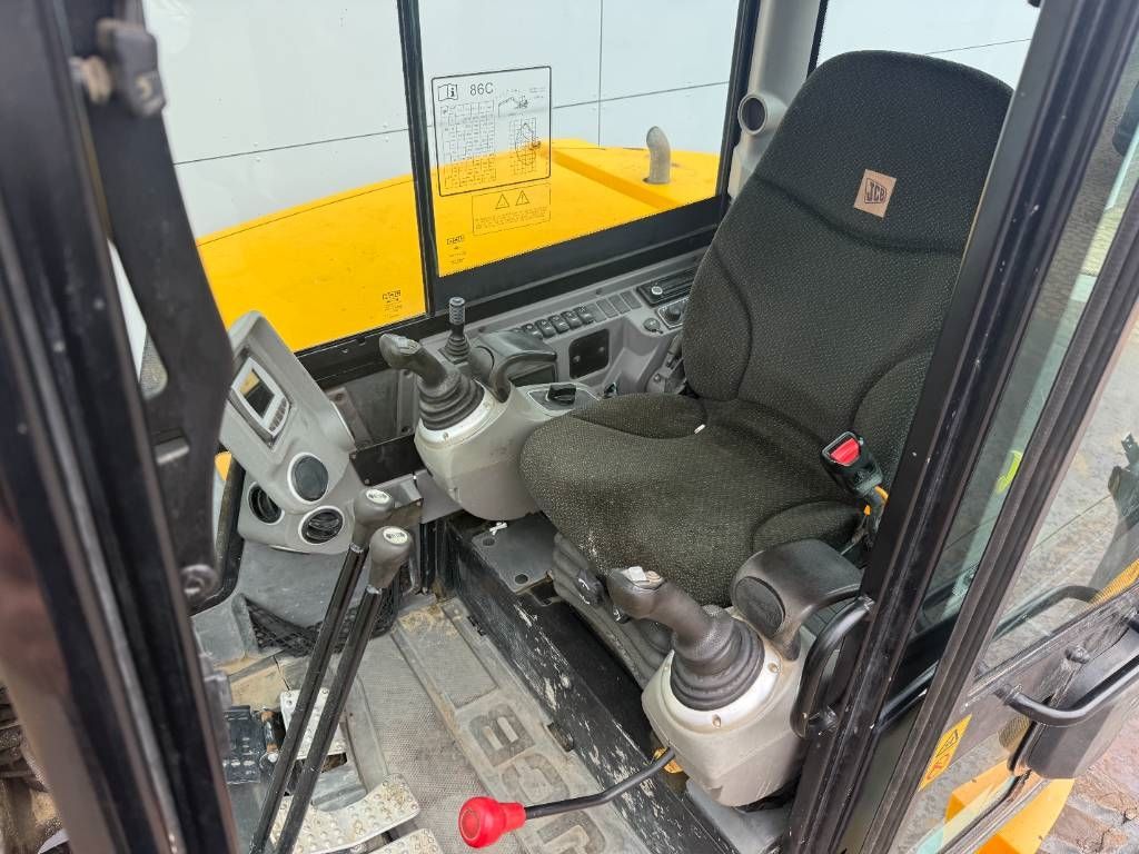 JCB 86C-1 - Hammer Lines / Quick Coupler