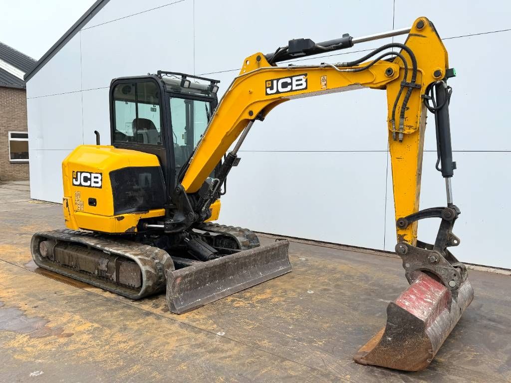 JCB 48Z-1 - Hammer Lines / Quick Coupler