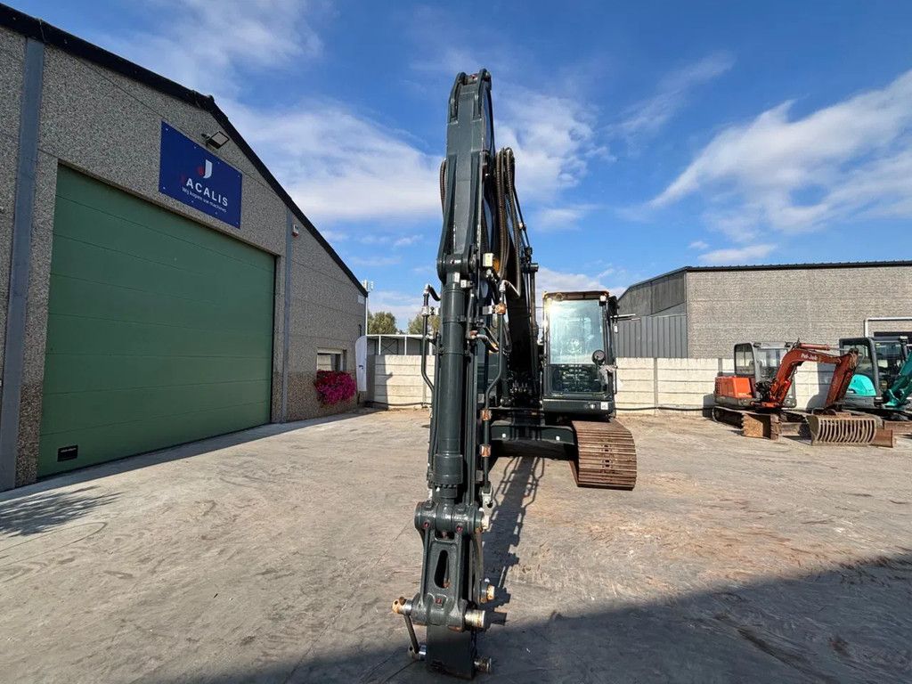 Hyundai HX140AL