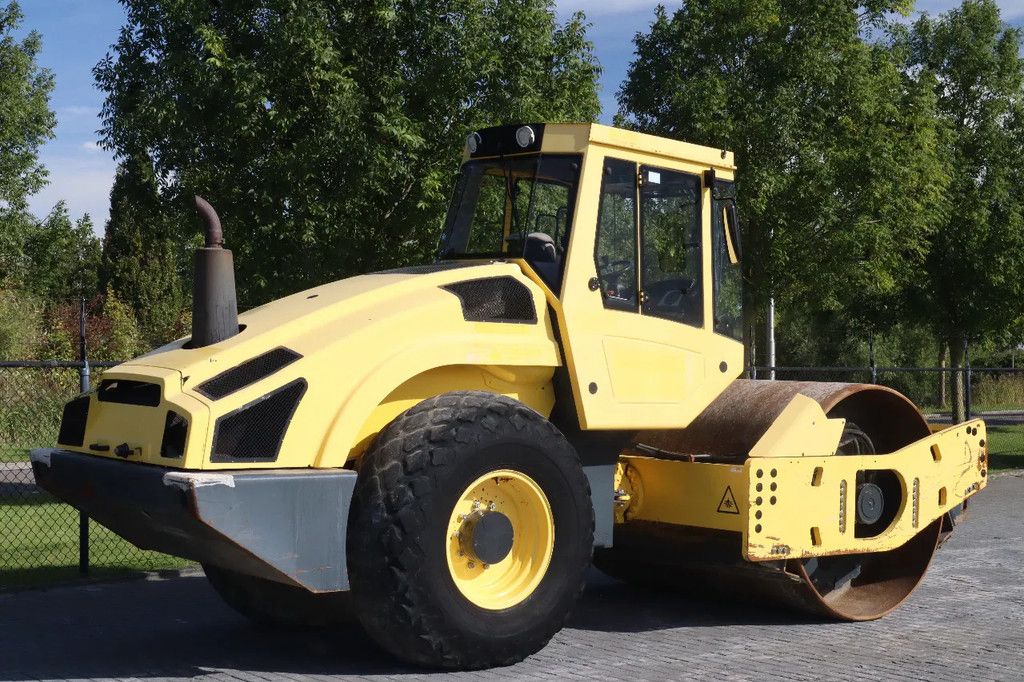 Bomag BW213 D-4 | LOW HOURS! | EVIB | GOOD CONDITION