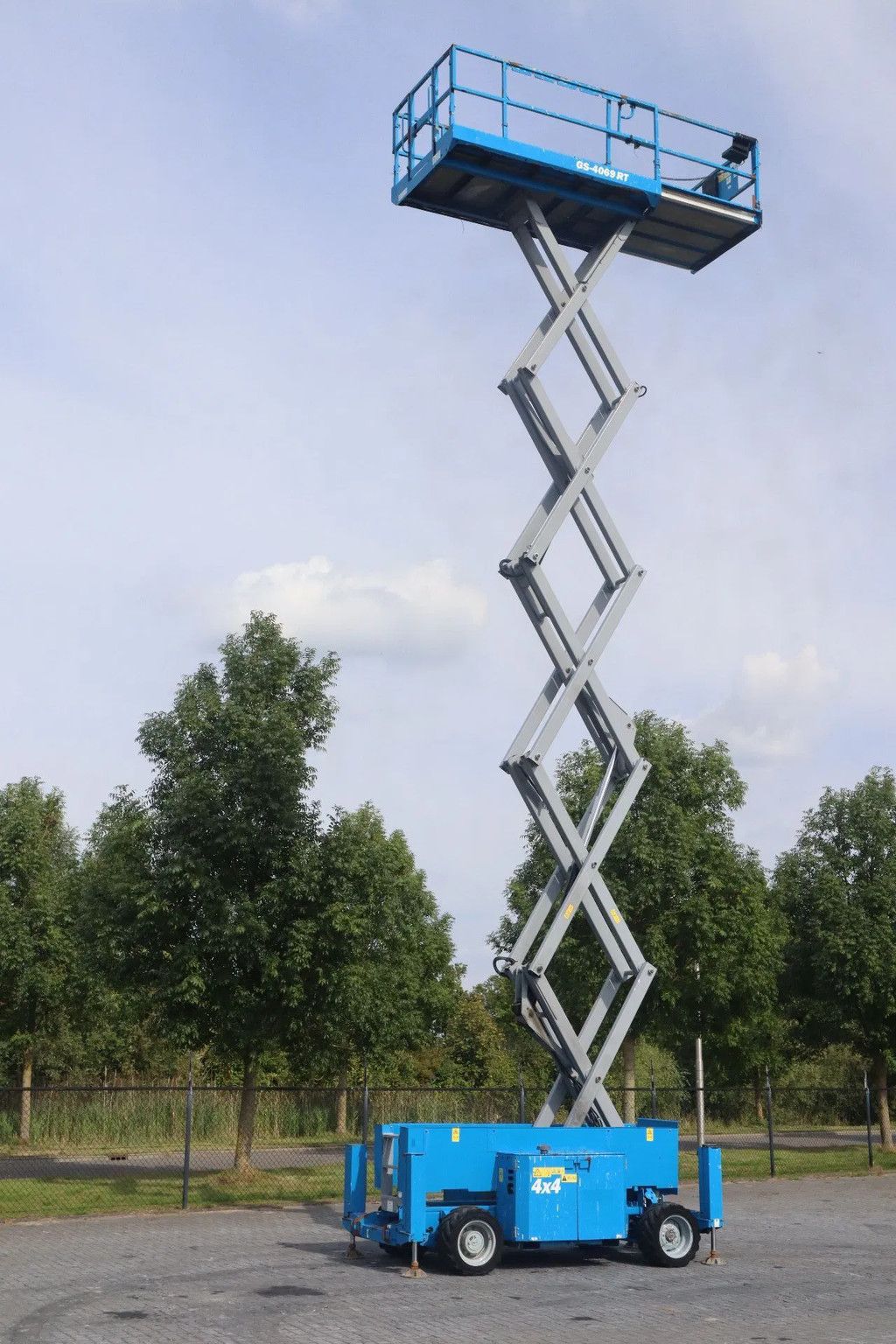 Genie GS-4069 RT | DIESEL | 14 METER