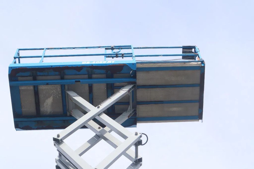 Genie GS-4069 RT | DIESEL | 14 METER