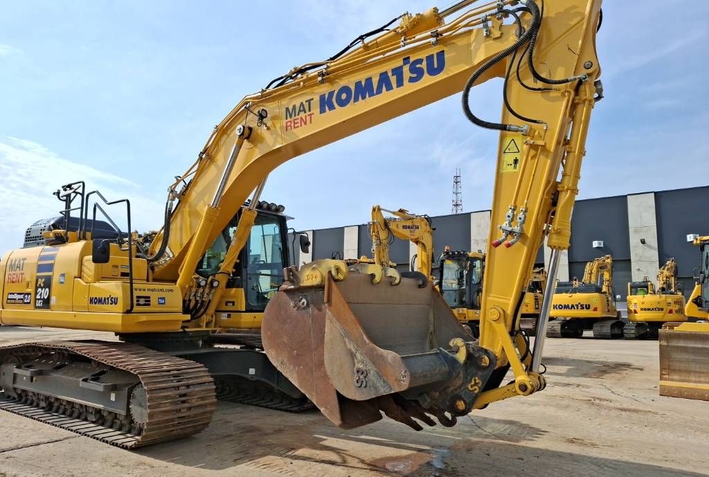 Komatsu PC210LCI-11E0