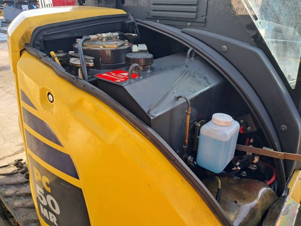 Komatsu PC50MR-2