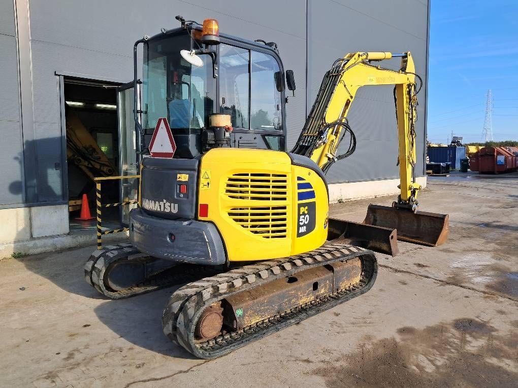 Komatsu PC50MR-2