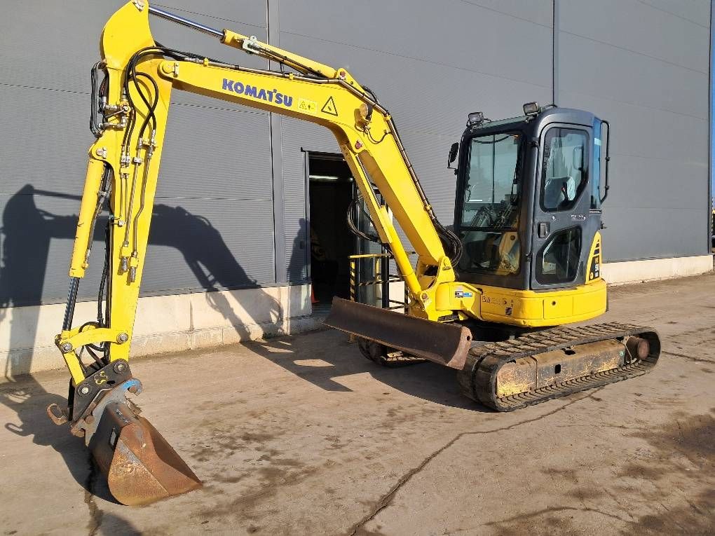 Komatsu PC50MR-2