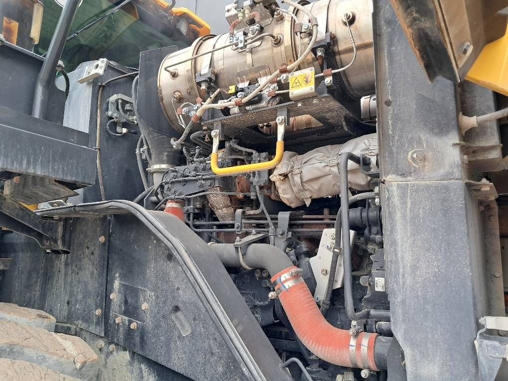 Komatsu WA475-10E0