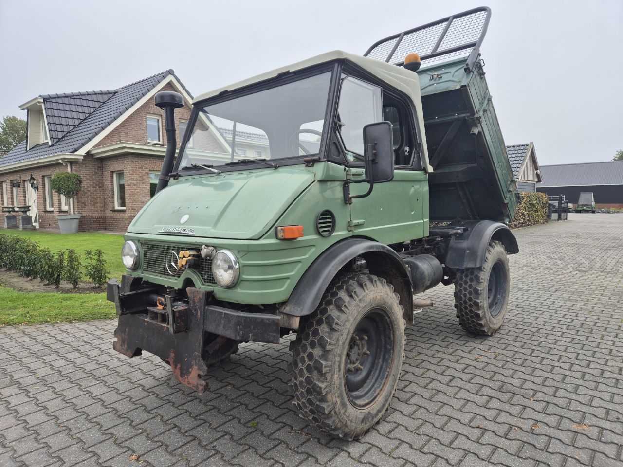 Unimog 421 Cabrio