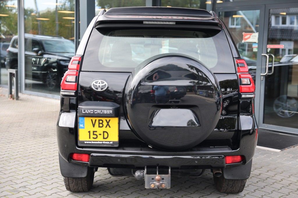Toyota Landcruiser 150 2.8 D-4D 3DRS CHALLENGER A/T VAN