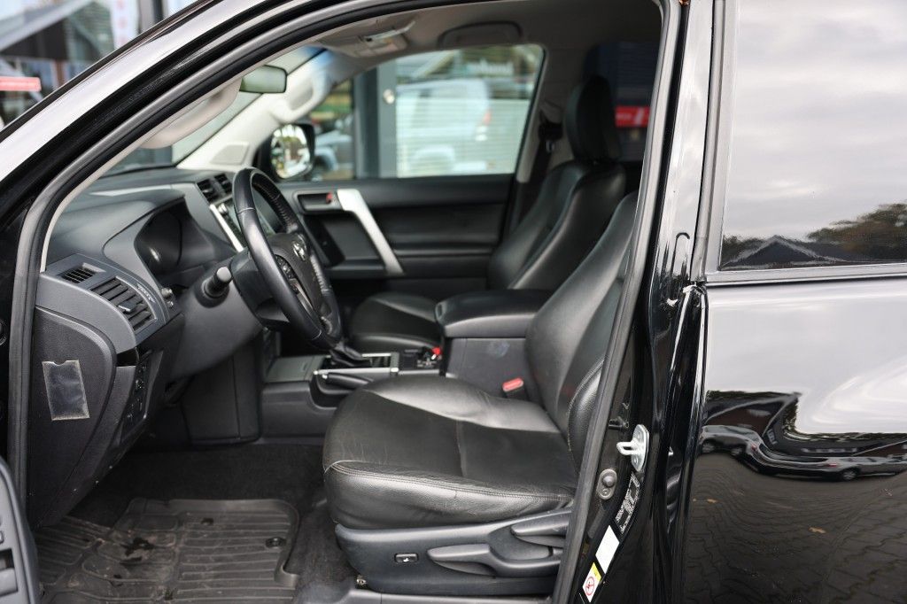 Toyota Landcruiser 150 2.8 D-4D 3DRS CHALLENGER A/T VAN