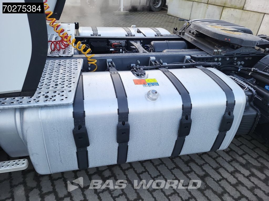 Scania S460 4X2 Retarder Euro 6 ACC 2x Tanks