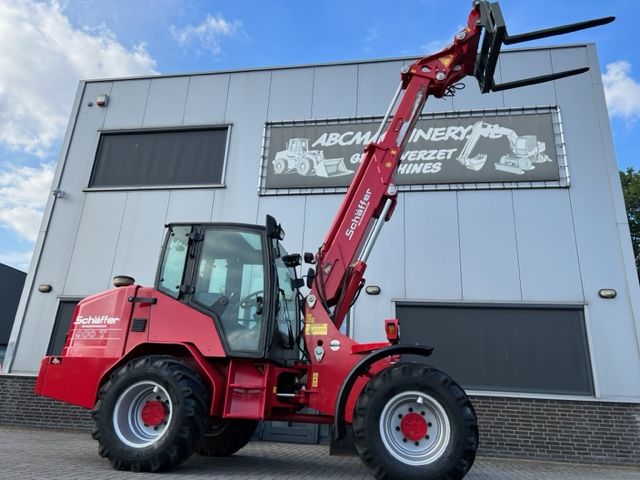 Schaffer 900T Telescoop Shovel Verreiker Telelader Loader