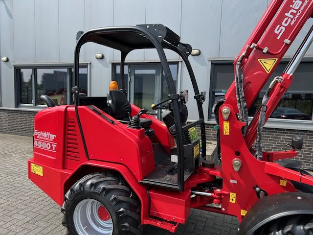 Schaffer 4580T Telescooop shovel Kniklader Verreiker Loader