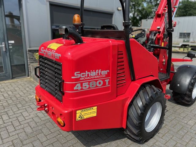 Schaffer 4580T Telescooop shovel Kniklader Verreiker Loader