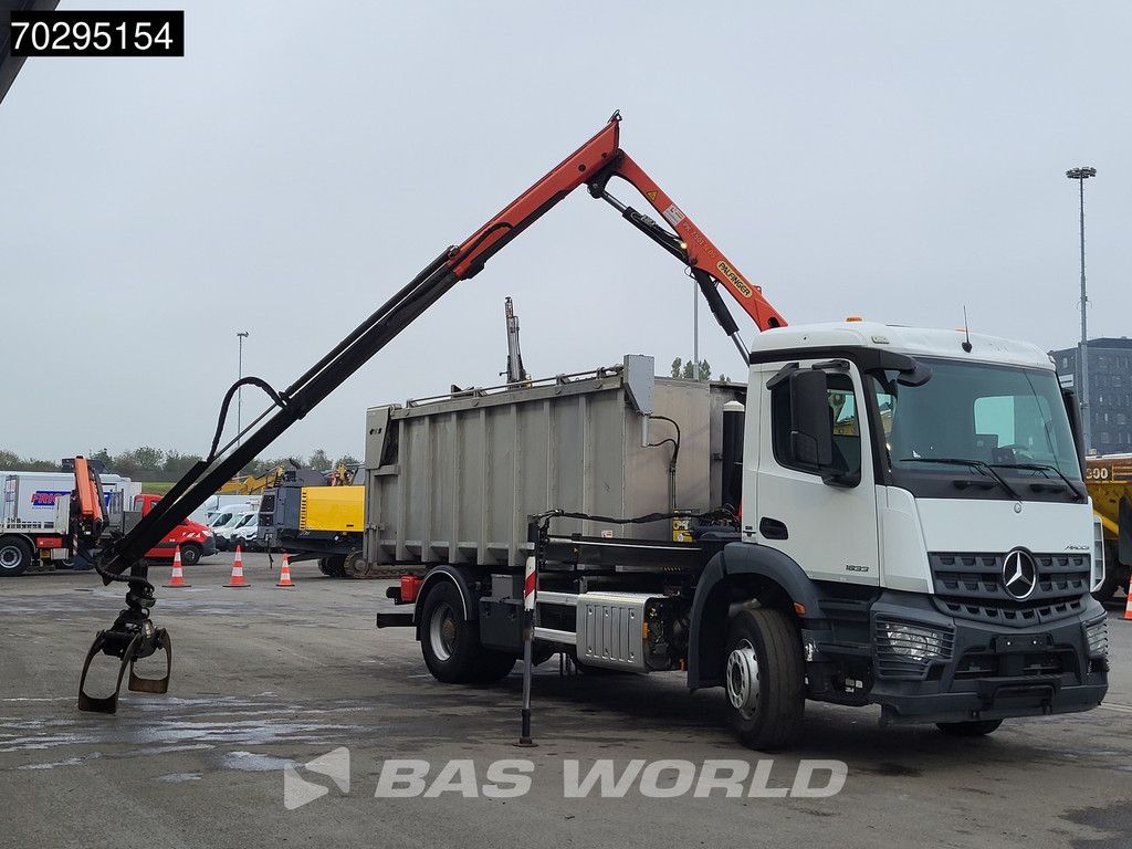 Mercedes Actros 1833 4X2 Palfinger PK7.501 SLD Kran Crane 17m3 tipper Big-Axle Euro 6