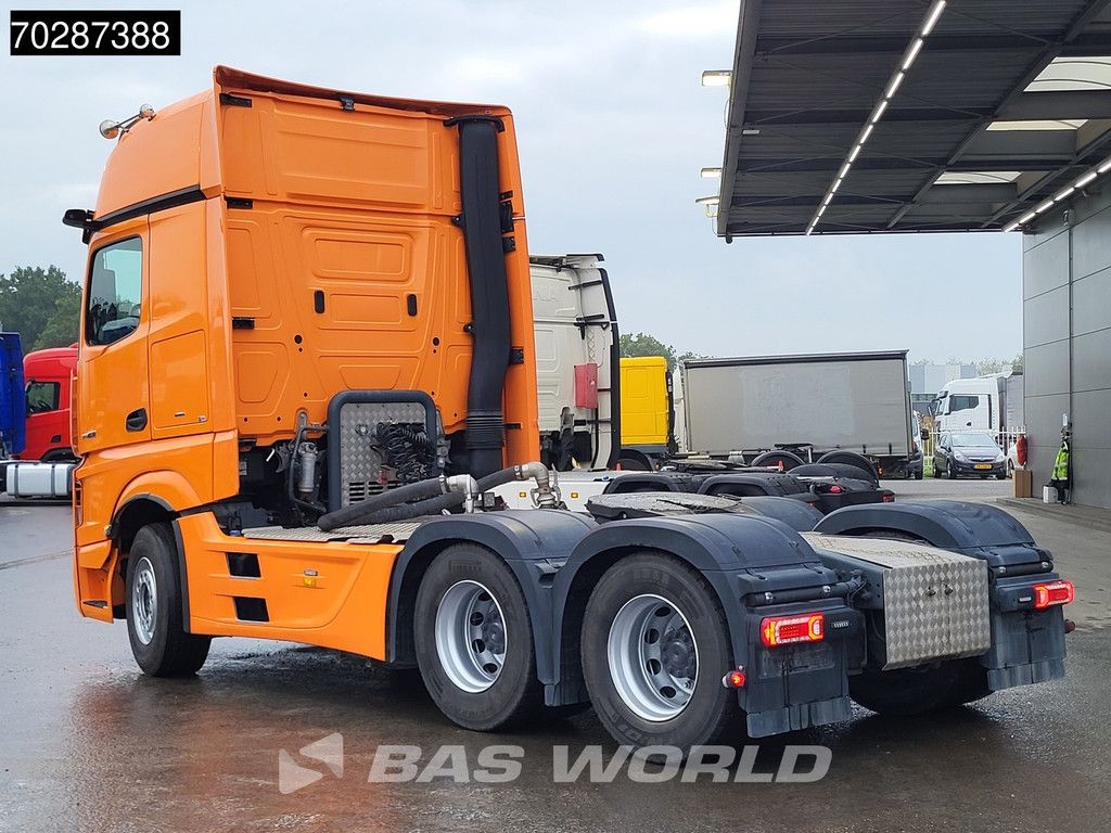 Mercedes Actros Actros 2663 6X4 GigaSpace Retarder Full-Air Leder MirrorCam DynamicSteering Compressor Xenon Navi ACC Euro 6