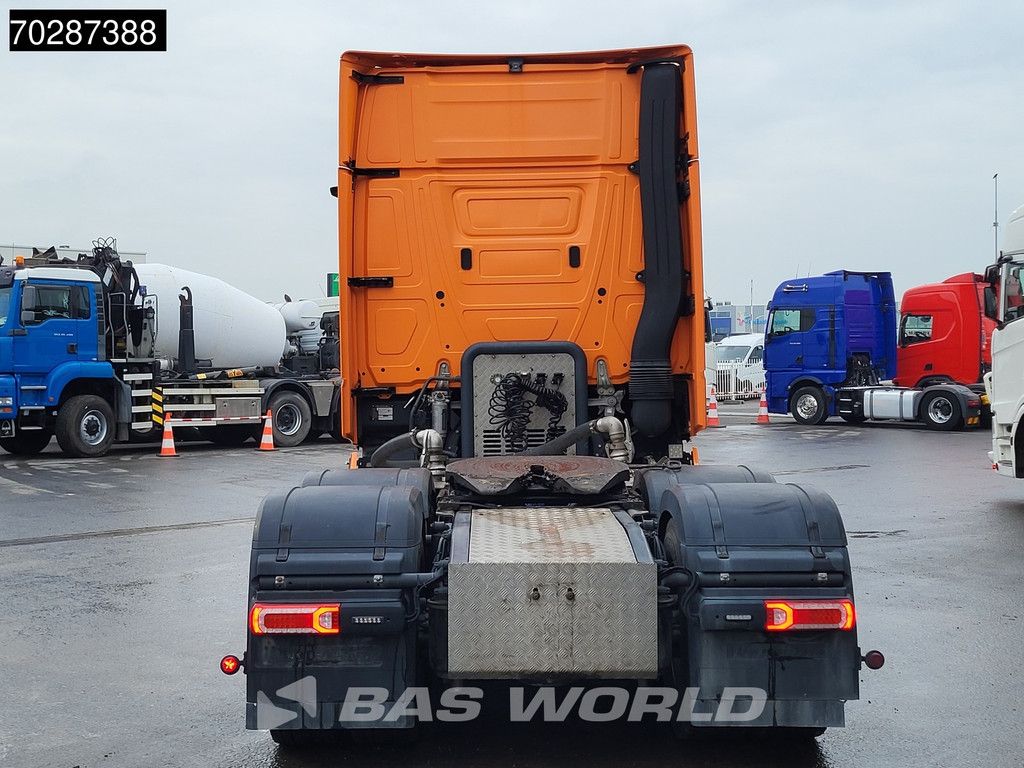 Mercedes Actros Actros 2663 6X4 GigaSpace Retarder Full-Air Leder MirrorCam DynamicSteering Compressor Xenon Navi ACC Euro 6