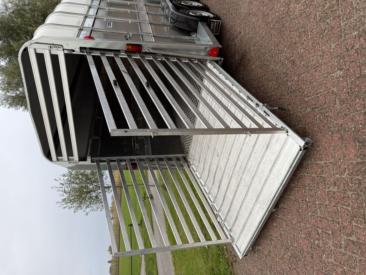 Ifor williams veetrailer