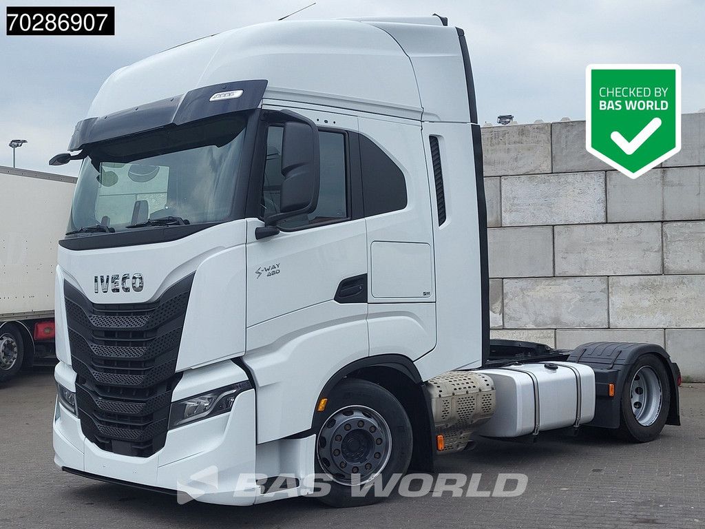 Iveco S-Way 480 4X2 Mega Retarder Standklima 2xTanks Navi ACC LED Euro 6