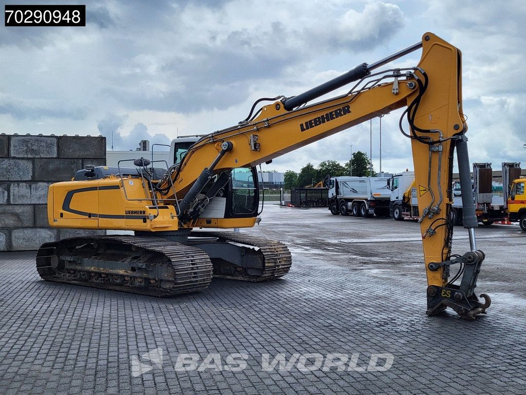 Liebherr R922 LC Litronic