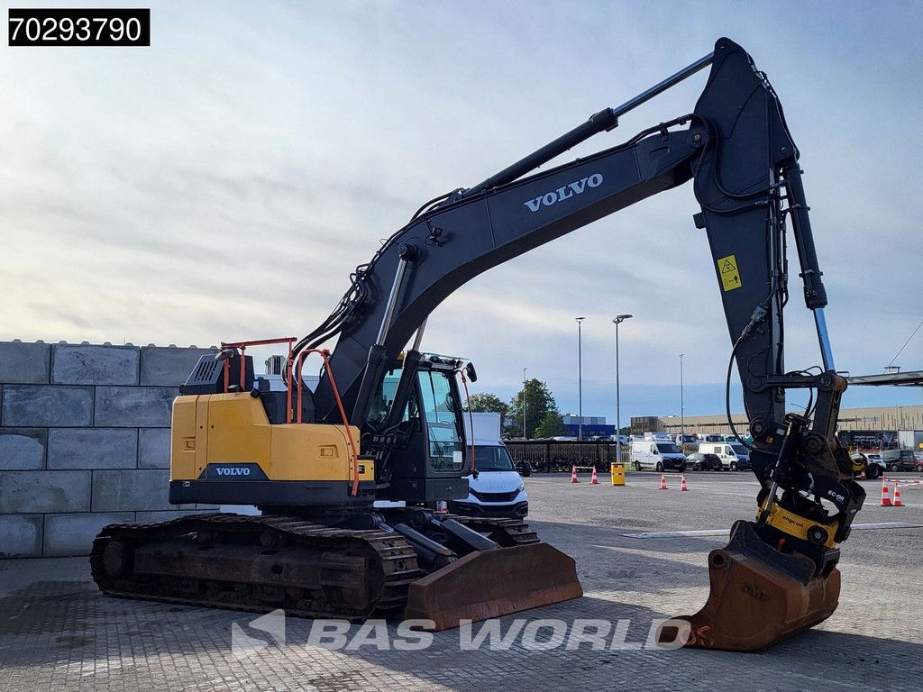 Volvo ECR355 E L Blade - Tiltrotator - 2 Buckets