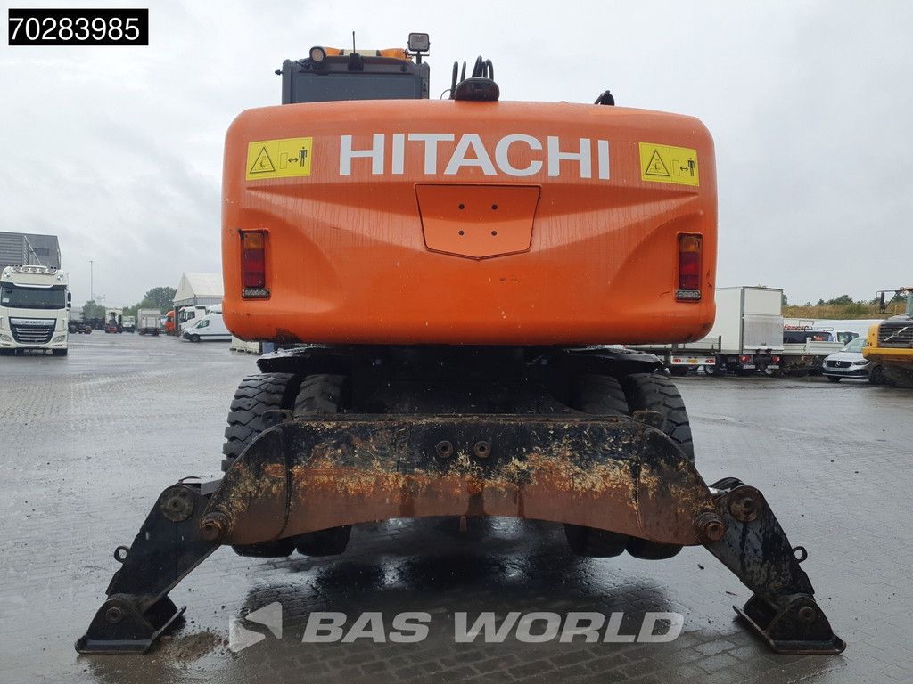 Hitachi ZX140W -3 OUTRIGGERS - ROTOTILT