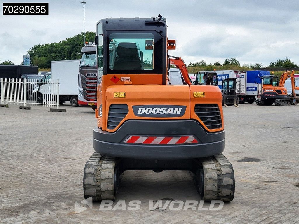 Doosan DX63-3 3 BUCKETS - A/C