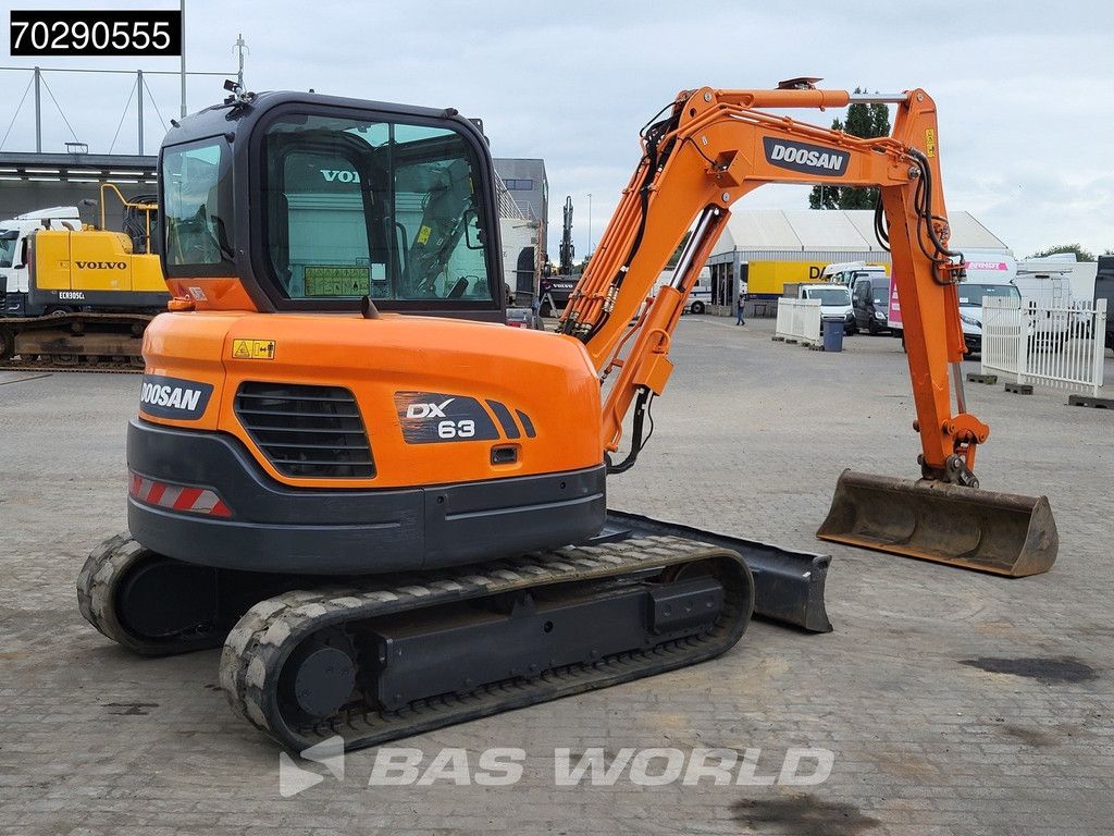 Doosan DX63-3 3 BUCKETS - A/C