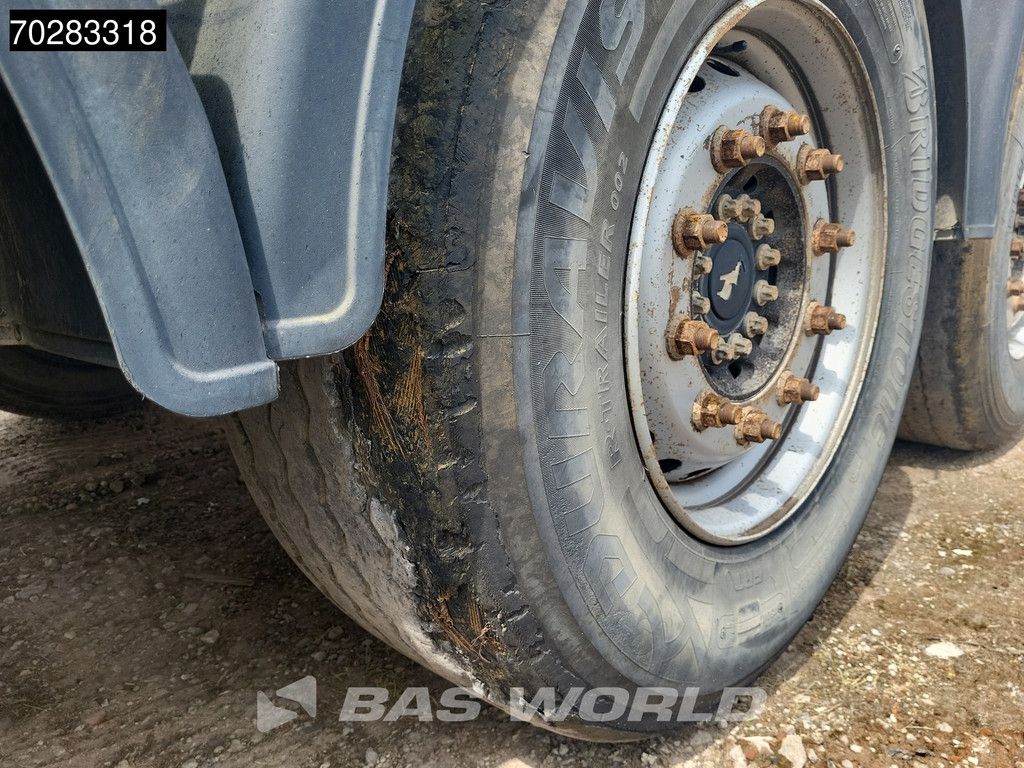 Schmitz SGF*S3 Wheeled Liftachse 27m3