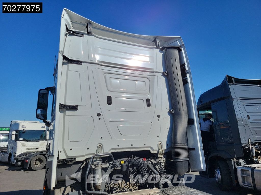 Mercedes Actros Actros 1851 4X2 BigSpace 2x Tanks