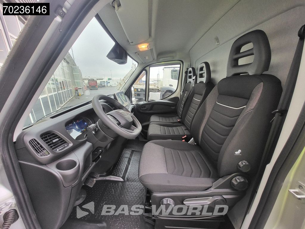 Iveco Daily 35C18 3.0L Automaat 1000KG Laadklep Zijdeur Dubbellucht 2025-Model Bakwagen ACC Airco Cruise Navi D'Hollandia Euro6 Meubelbak Koffer Bakwagen 22m3 Klima