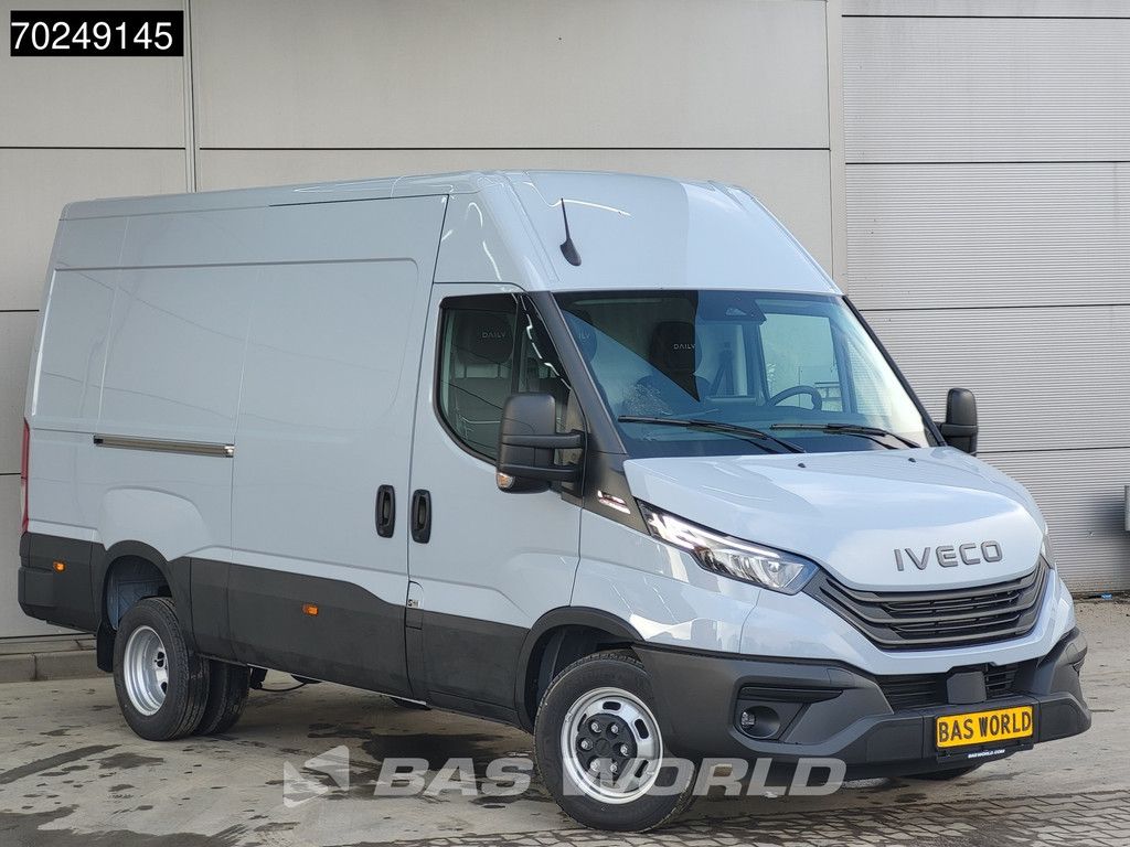 Iveco Daily 35C21 3.0L Automaat 210PK L2H2 Dubbellucht 2025-Model 3,5t Trekhaak ACC LED Navi Camera Parkeersensoren Euro6 L2 12m3 A/C Towbar