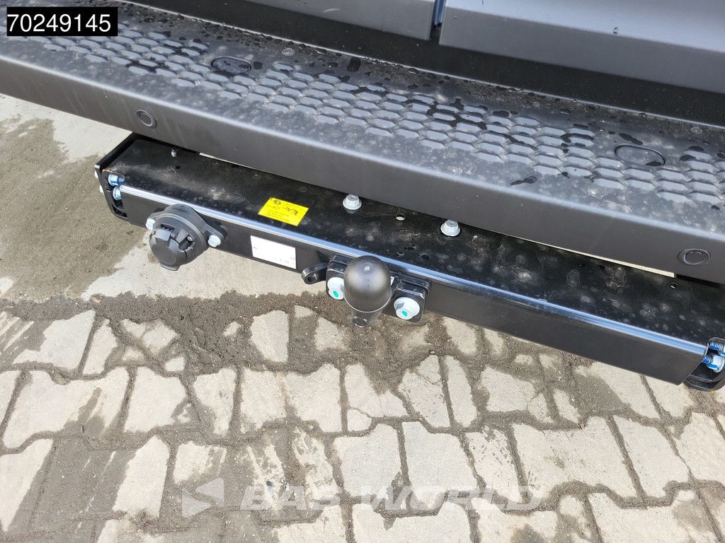 Iveco Daily 35C21 3.0L Automaat 210PK L2H2 Dubbellucht 2025-Model 3,5t Trekhaak ACC LED Navi Camera Parkeersensoren Euro6 L2 12m3 A/C Towbar