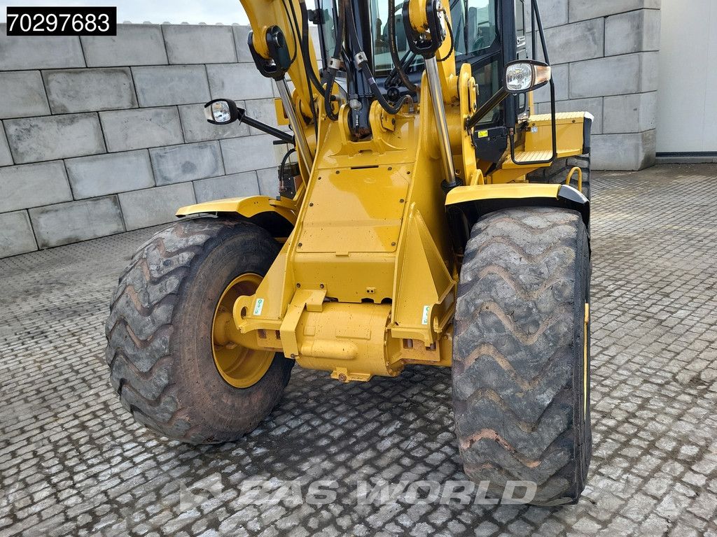 Caterpillar 930 M