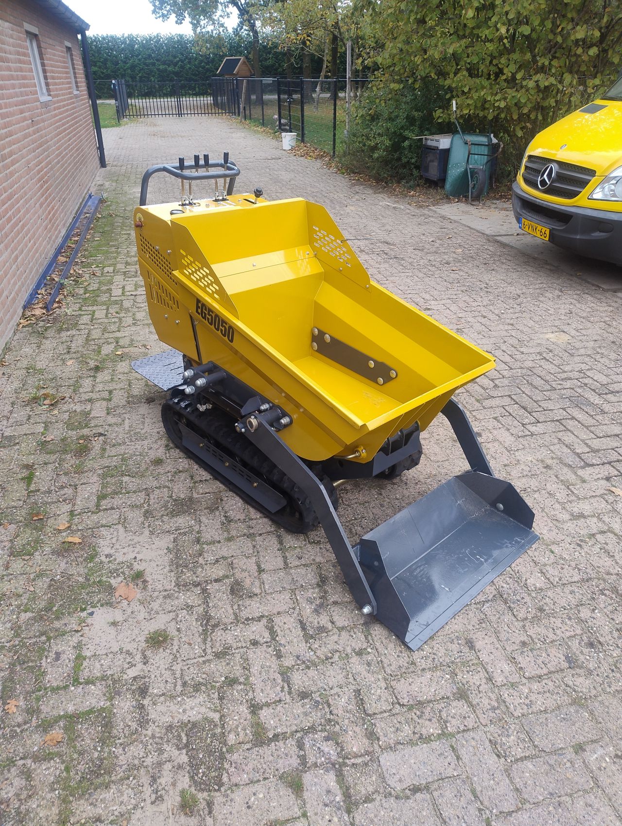 Rupsdumper zelf lader dumper briggs & Stratton Vanguard motor
