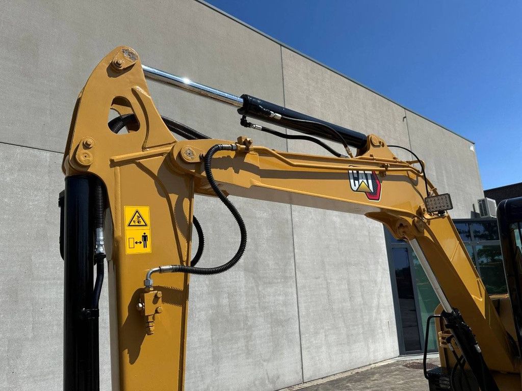 Rupsgraafmachine Caterpillar 305.5E2 Diesel 33.6kW 2018