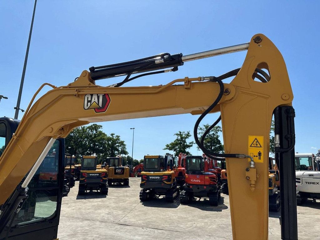 Rupsgraafmachine Caterpillar 305.5E2 Diesel 33.6kW 2018