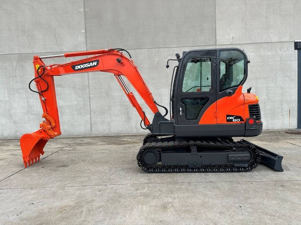 Doosan DX60 Diesel-Raupenbagger mit 37,8 kW