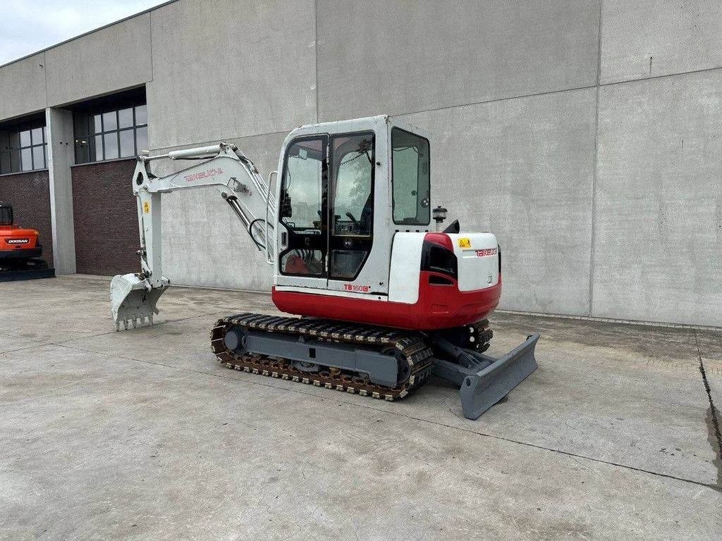 Crawler excavator Takeuchi TB160C Diesel 37.2kW