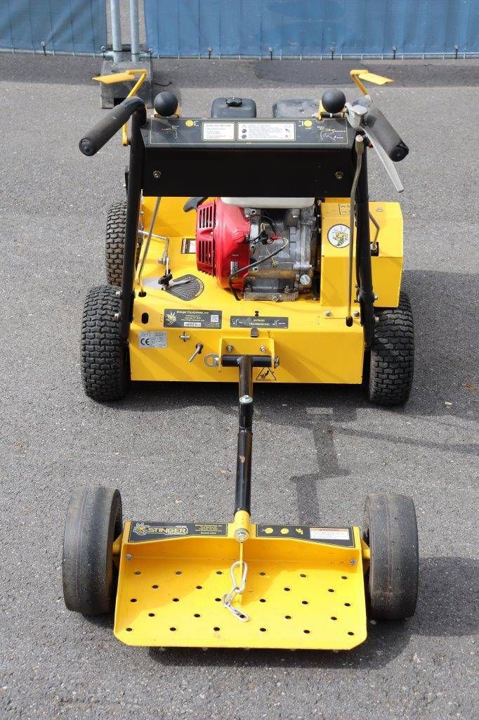 Hydrostatic Seeder Stinger SS2400 Petrol 11hp 2019